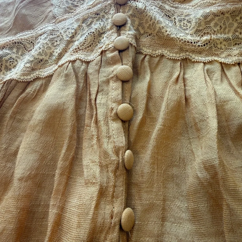 American Flirt Mustard Lace Boho Peplum Blouse Women’s Small Button Front
